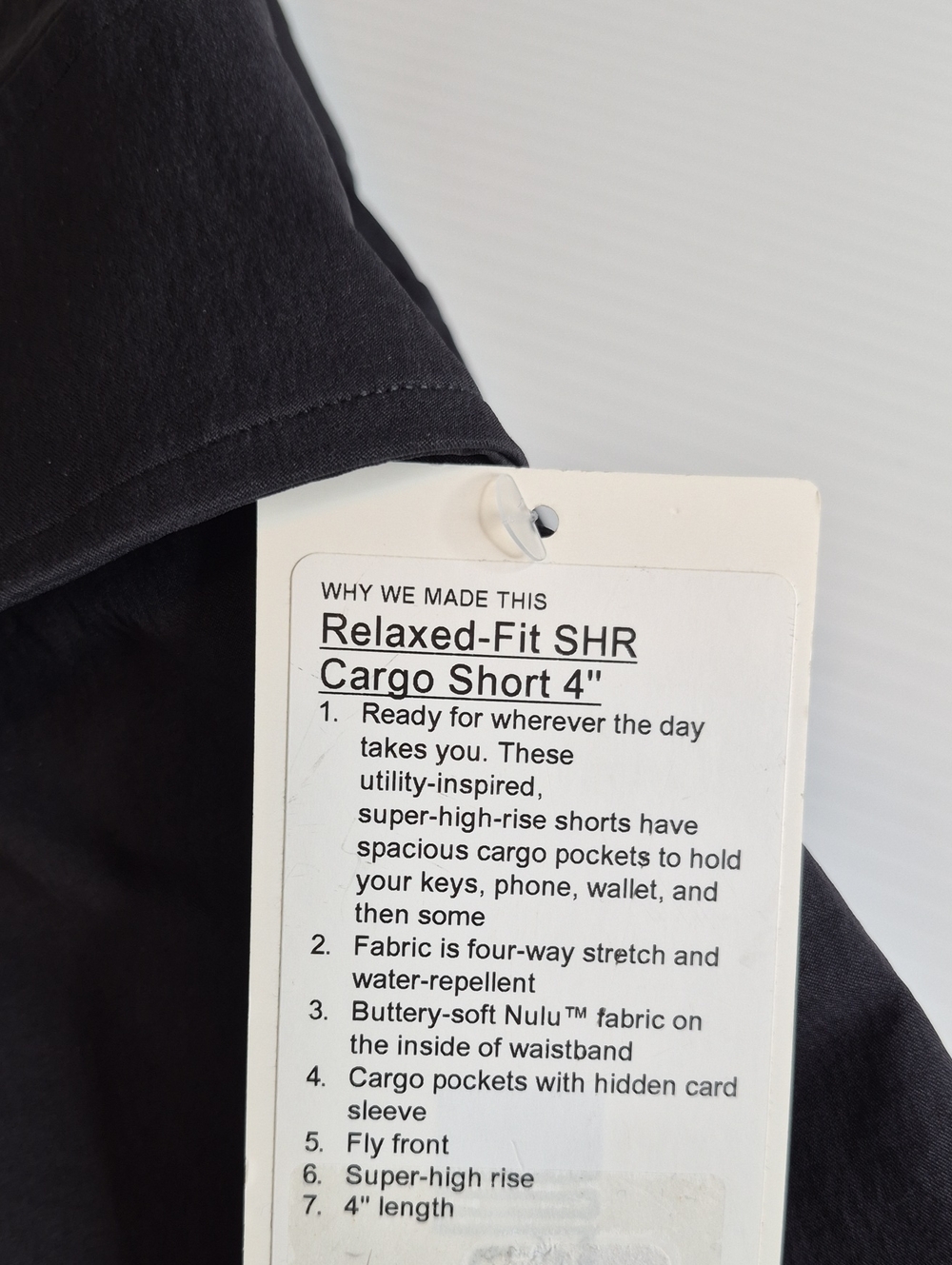 NWT Lululemon Women's Relaxed Fit Super High Rise Cargo Shorts Black Size 14 - Picture 6 of 6
